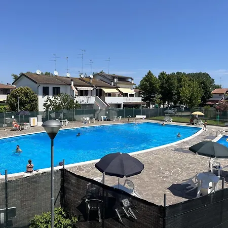 Josephine Apartman