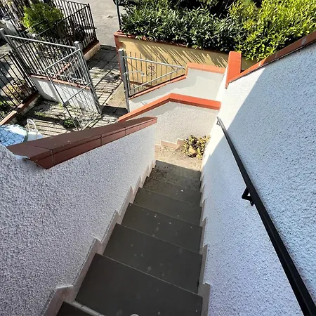 Josephine Apartman