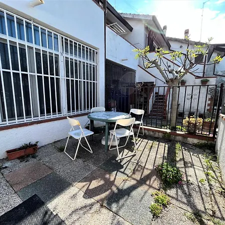 Josephine Apartman