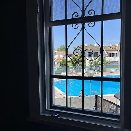 Josephine Apartman Lido degli Scacchi